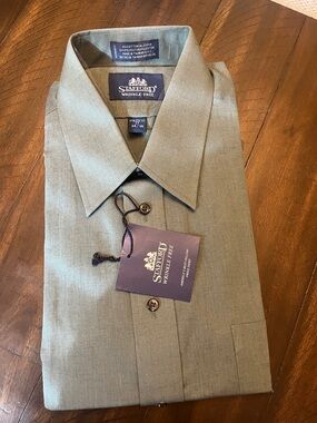 Stafford Men's Wrinkle-Free Dress Shirt in Olive